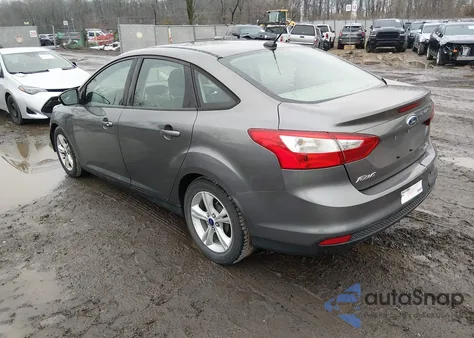 2014 Ford Focus Se z USA, uszkodzony, nr VIN 1FADP3F24EL436353